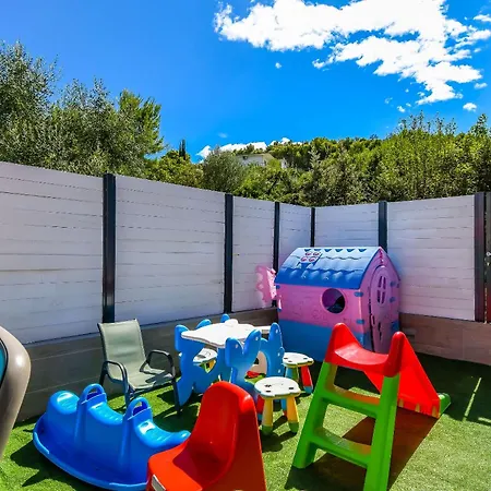 Niko Apartment Trogir